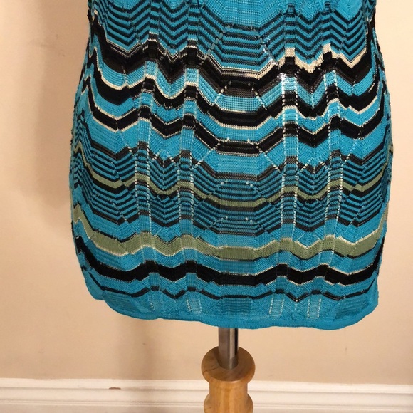 Top - Picture 8 of 11